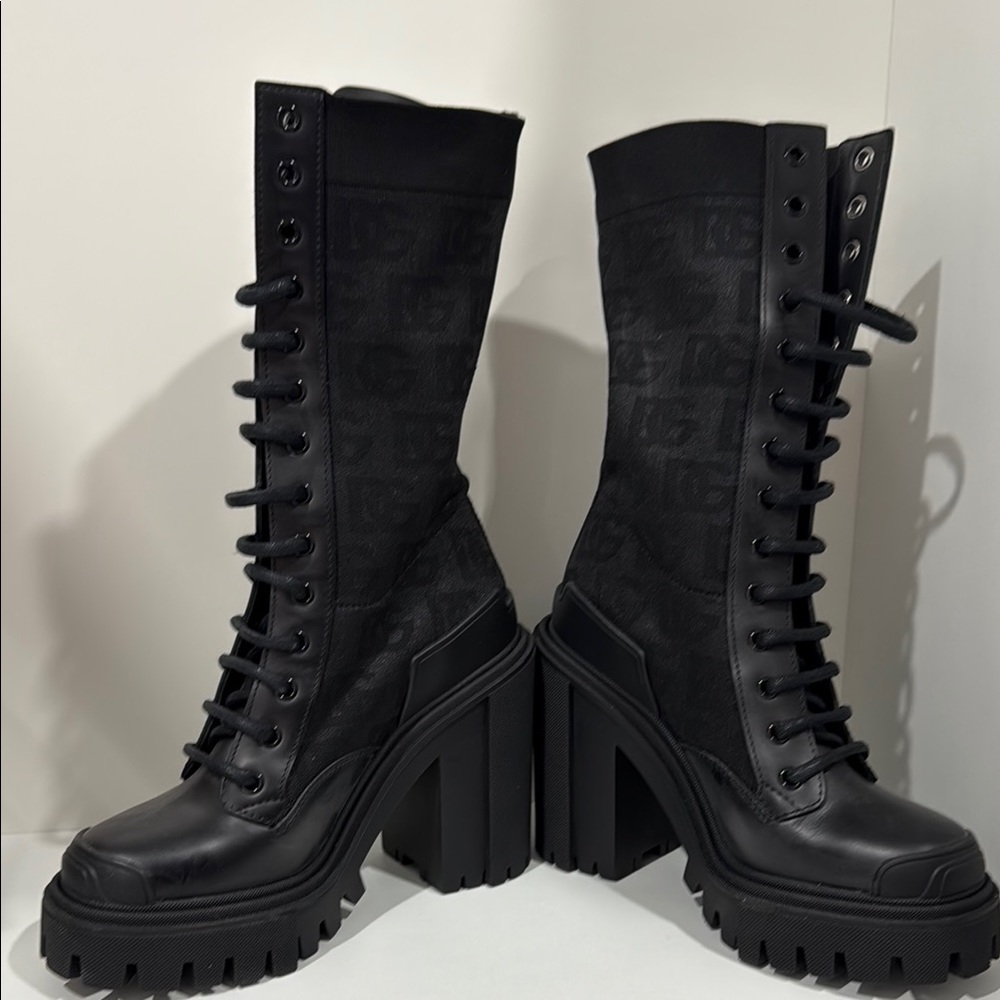 Dolce & Gabbana
Stretch mesh ankle boots with all-over DG logo